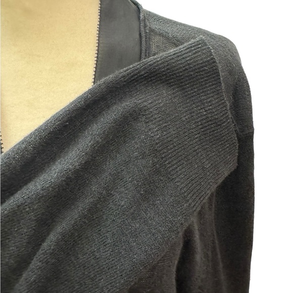 Eileen Fisher linen and silk long cardigan in black. Size XL. VGUC - Picture 4 of 10